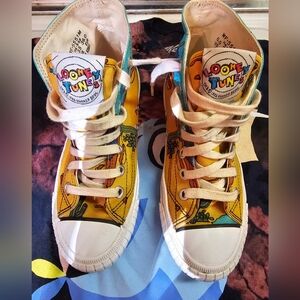 KEDS LOONEY TUNES RARE MENS SIZE 6 SHOES 1994CR,vans,converse,nike,adidas